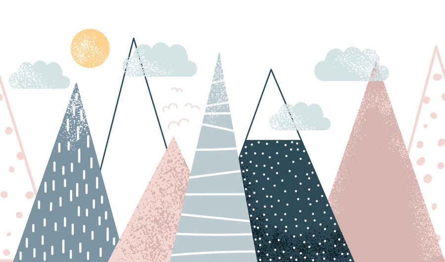 Groupe de montagnes avec arbres et nuages