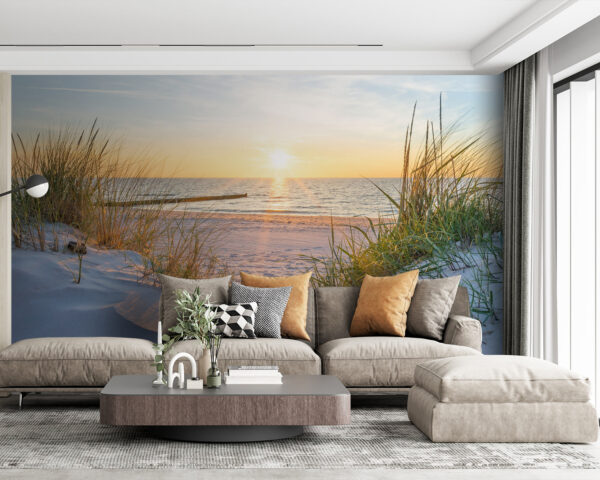 Plage avec de l'herbe et un plan d'eau Plage avec de l'herbe et un plan d'eau