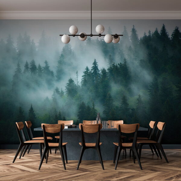 Forêt brumeuse avec des arbres Forêt brumeuse avec des arbres