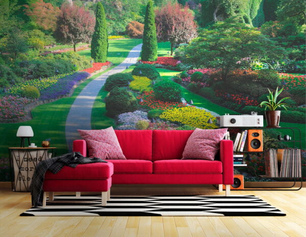 Jardin avec beaucoup de fleurs et d'arbres Jardin avec beaucoup de fleurs et d'arbres