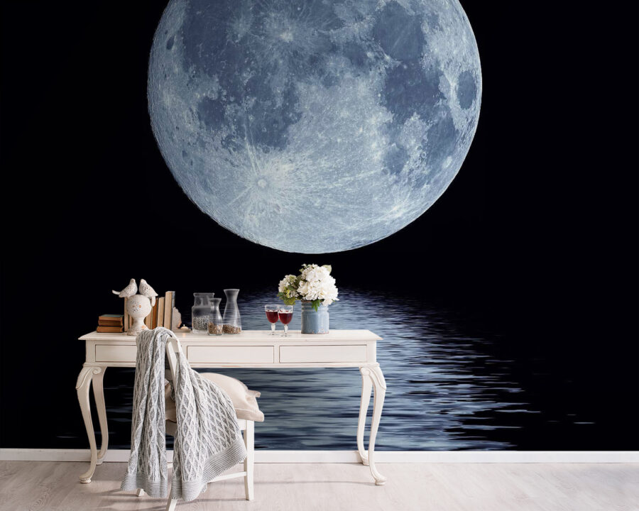 Pleine lune sur l'eau