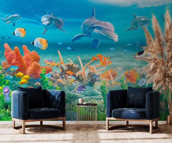 Groupe de poissons et de dauphins nageant dans l'océan Groupe de poissons et de dauphins nageant dans l'océan