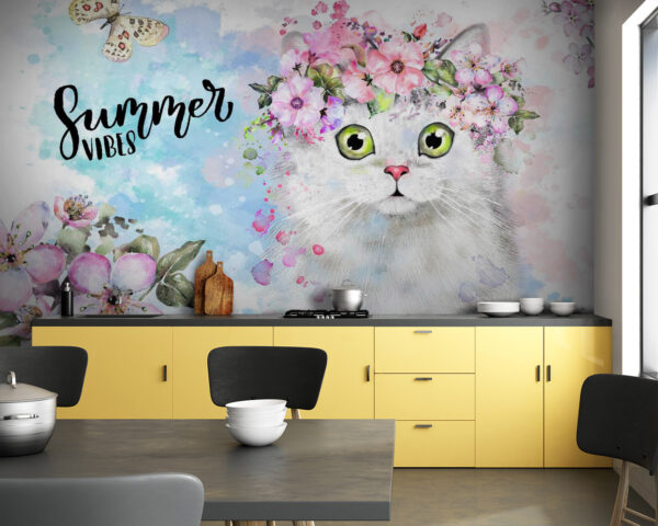 Chat avec des fleurs sur la tête Chat avec des fleurs sur la tête