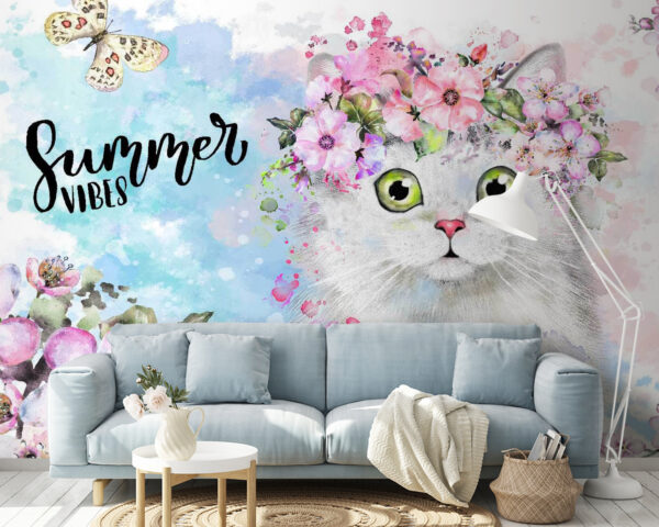 Chat avec des fleurs sur la tête Chat avec des fleurs sur la tête