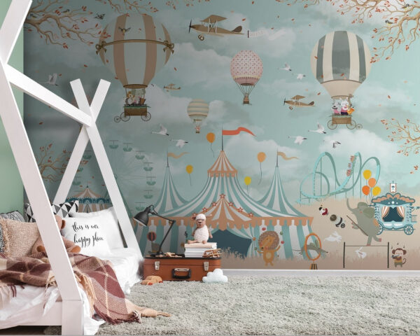 Chapiteau de cirque avec montgolfières et oiseaux Chapiteau de cirque avec montgolfières et oiseaux