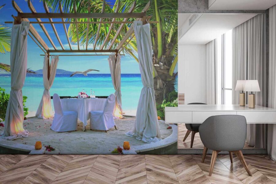 Table dressée sur une plage