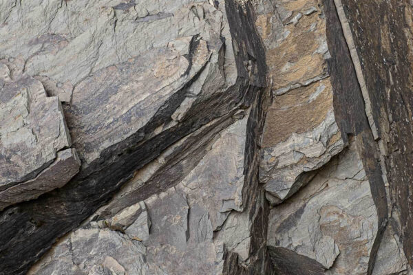 Motifs naturels dans les formations rocheuses en couches Motifs naturels dans les formations rocheuses en couches
