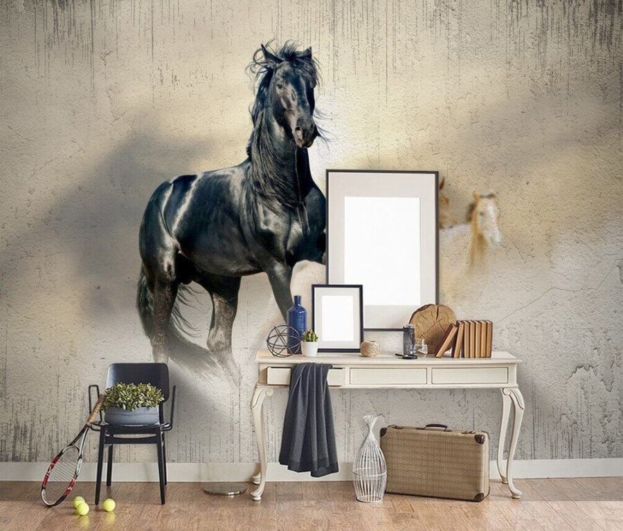 Cheval noir courant dans le vent