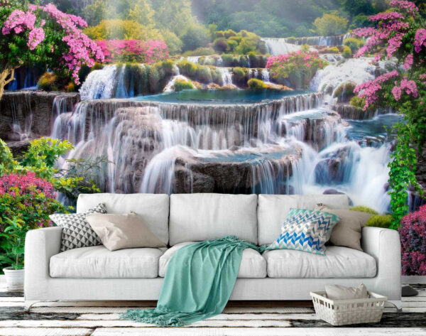 Cascade avec fleurs et arbres Cascade avec fleurs et arbres