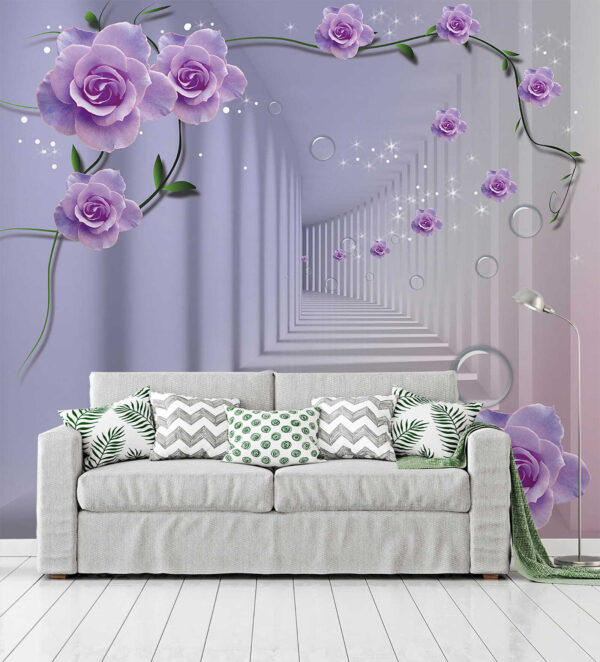Papier peint avec des roses violettes et un escalier Papier peint avec des roses violettes et un escalier