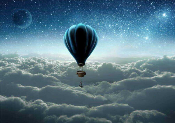 Montgolfière dans le ciel Montgolfière dans le ciel