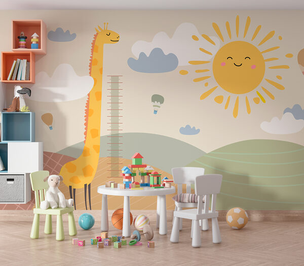 Une girafe debout dans un champ avec un soleil et des nuages Une girafe debout dans un champ avec un soleil et des nuages