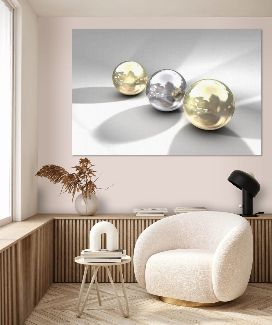 Un groupe de boules brillantes