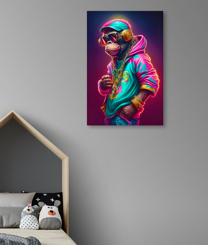 Un singe portant un chapeau et des lunettes de soleil