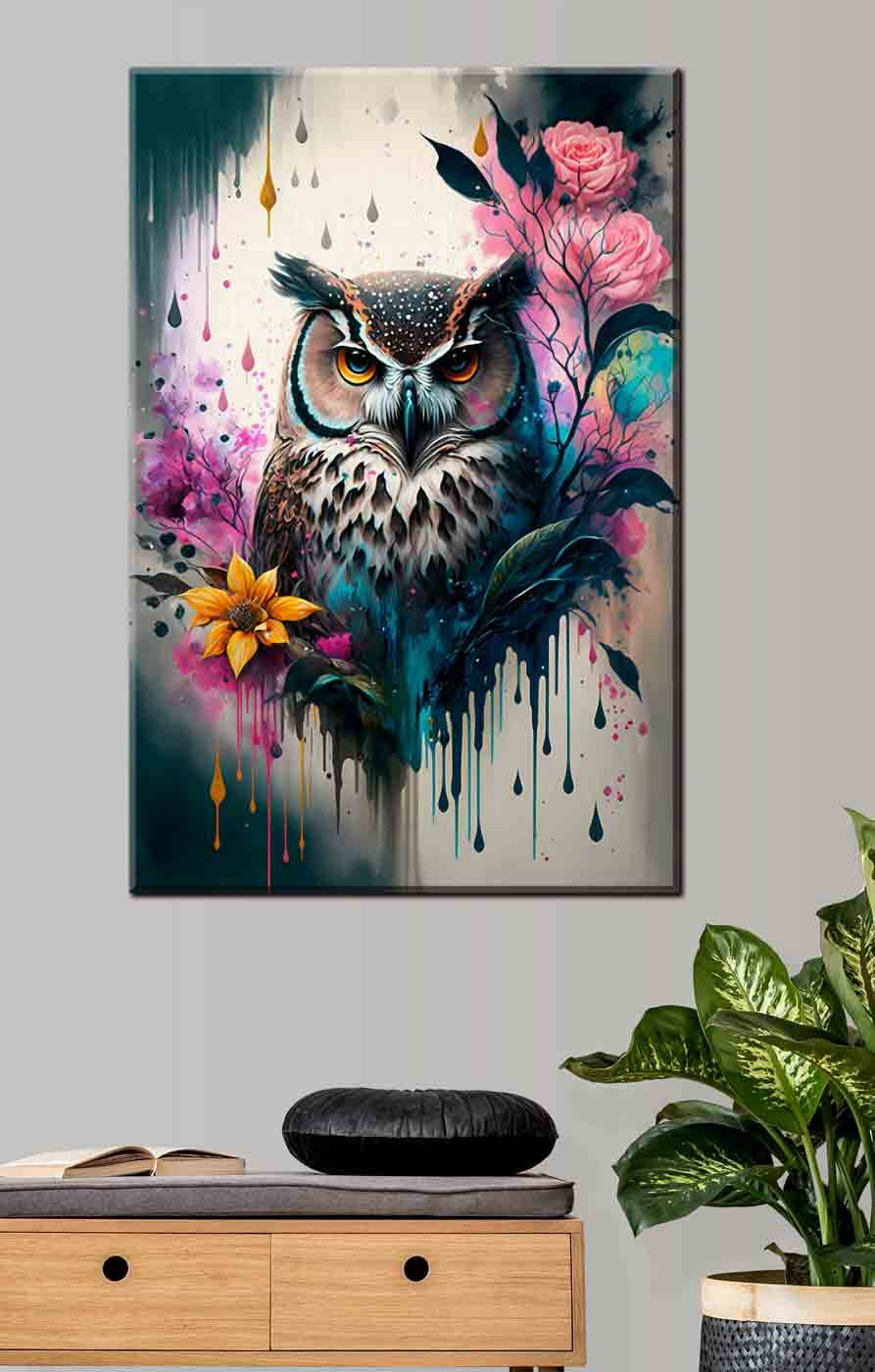 Un hibou avec des fleurs