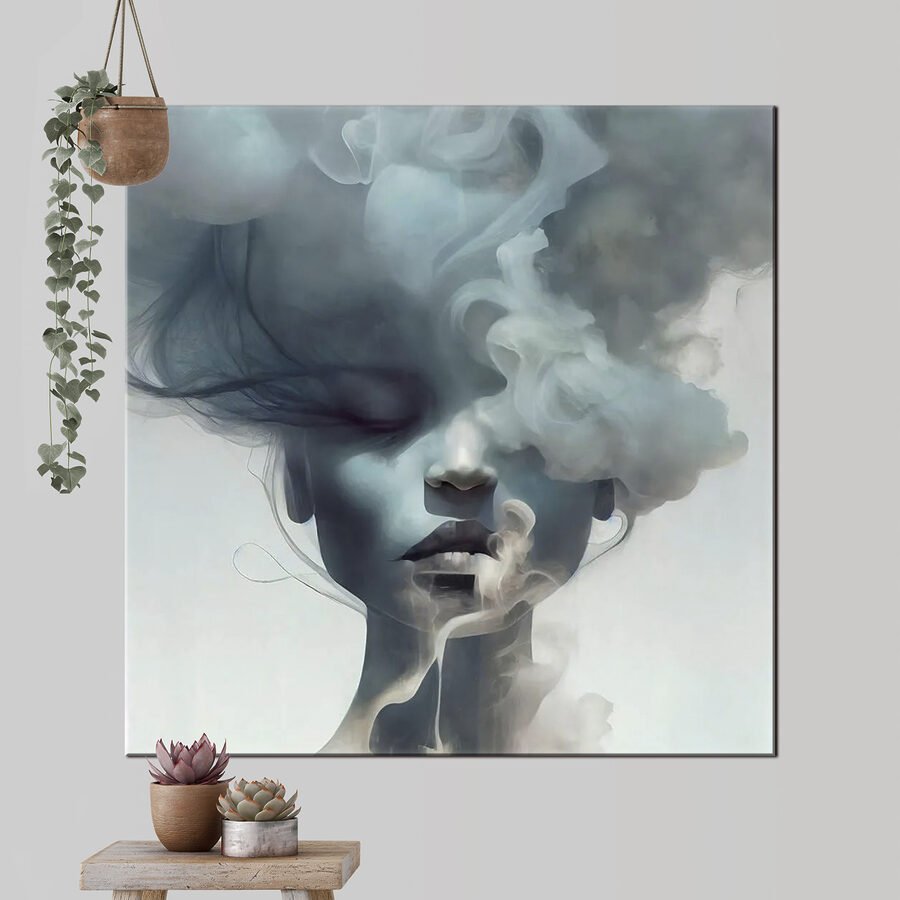Une femme avec de la fumée dans les cheveux