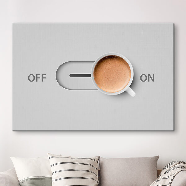 Une tasse de café sur un interrupteur Une tasse de café sur un interrupteur