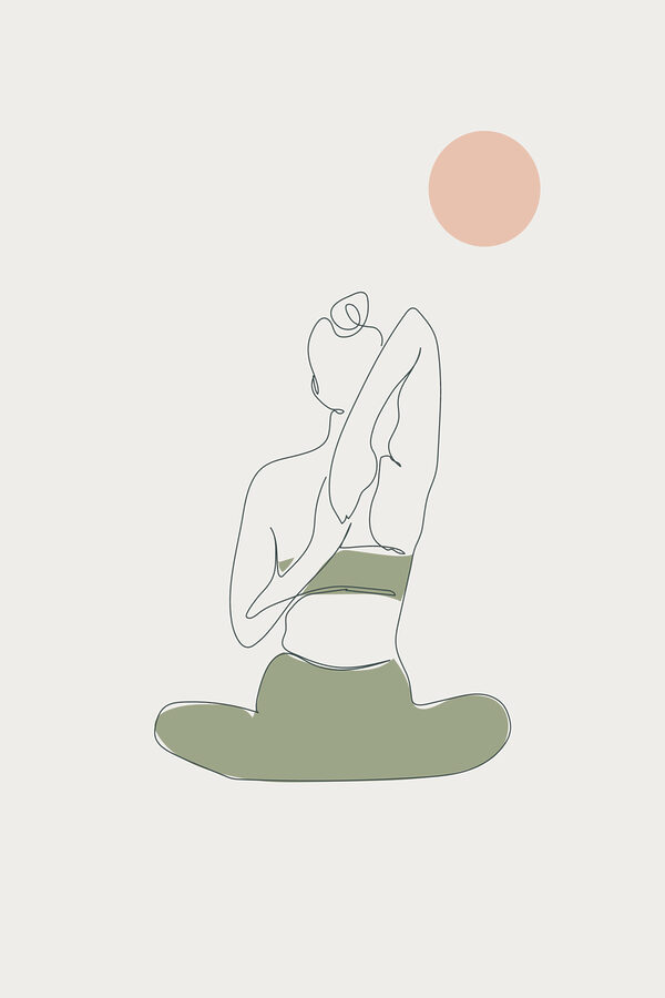 Une femme assise en position de yoga Une femme assise en position de yoga