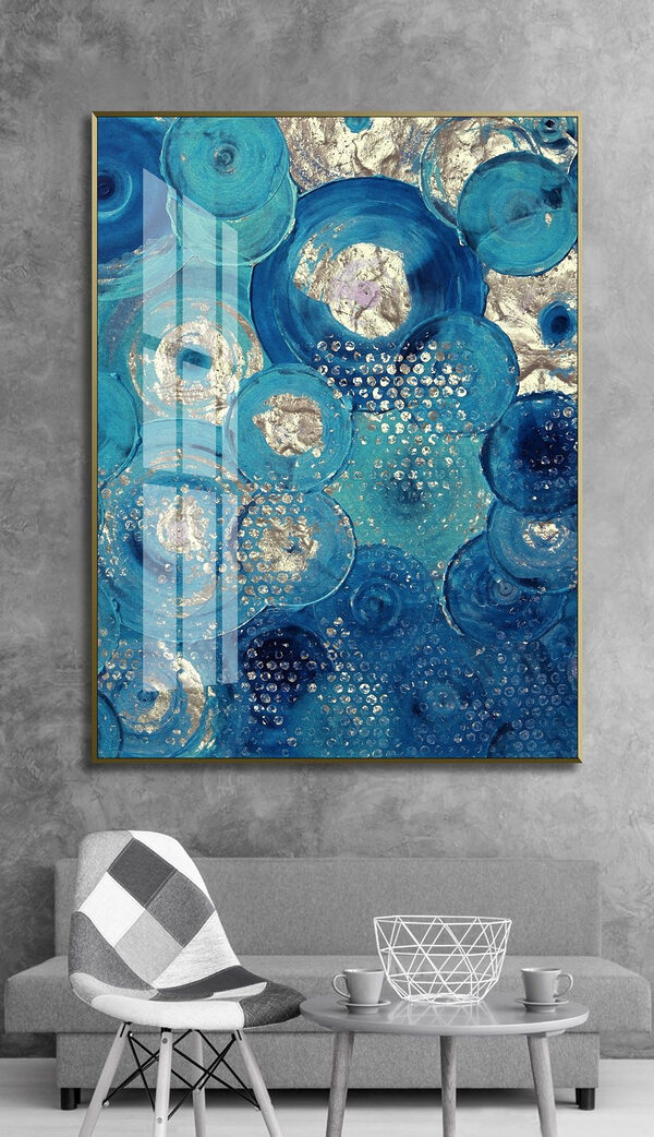 Motifs circulaires d'un bleu éclatant à la surface s01035pig1 600x1042 - Motifs circulaires d'un bleu éclatant à la surface - tegory