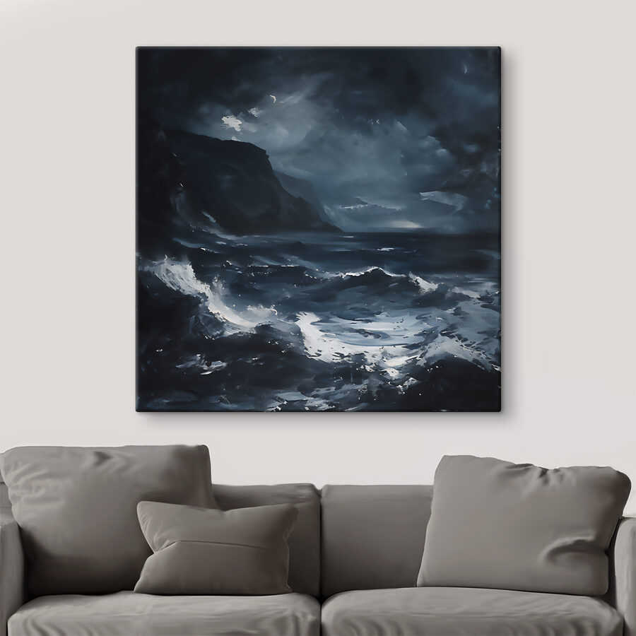 Une mer agitée avec des montagnes et des nuages Une mer agitée avec des montagnes et des nuages