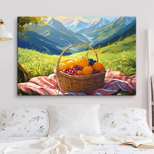 Une corbeille de fruits sur une couverture dans un champ herbeux Une corbeille de fruits sur une couverture dans un champ herbeux