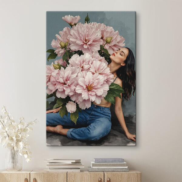 Une femme assise sur le sol avec un grand bouquet de fleurs Une femme assise sur le sol avec un grand bouquet de fleurs