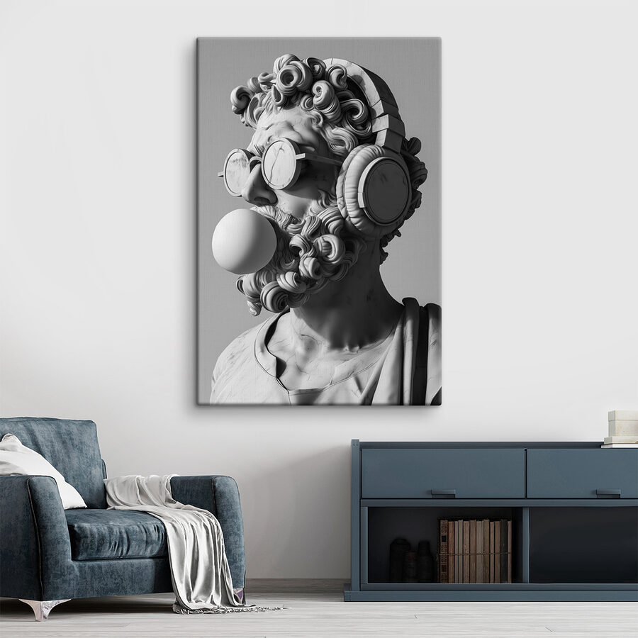 Une statue d'un homme avec des écouteurs et un chewing-gum Une statue d'un homme avec des écouteurs et un chewing-gum