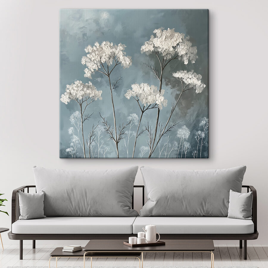 Un groupe de fleurs blanches