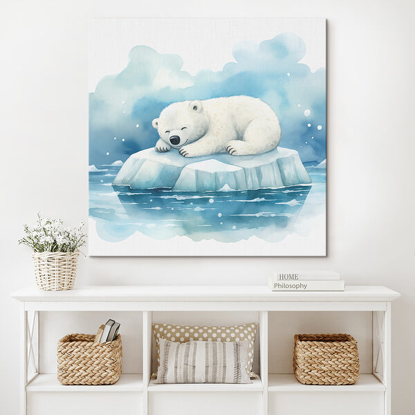 Un ours polaire couché sur un iceberg dans l'eau Un ours polaire couché sur un iceberg dans l'eau