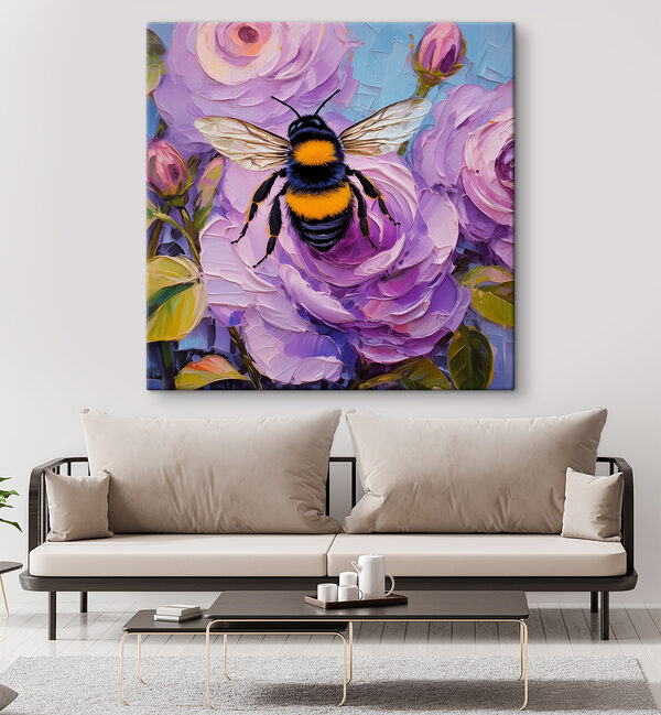 Une abeille sur une fleur Une abeille sur une fleur