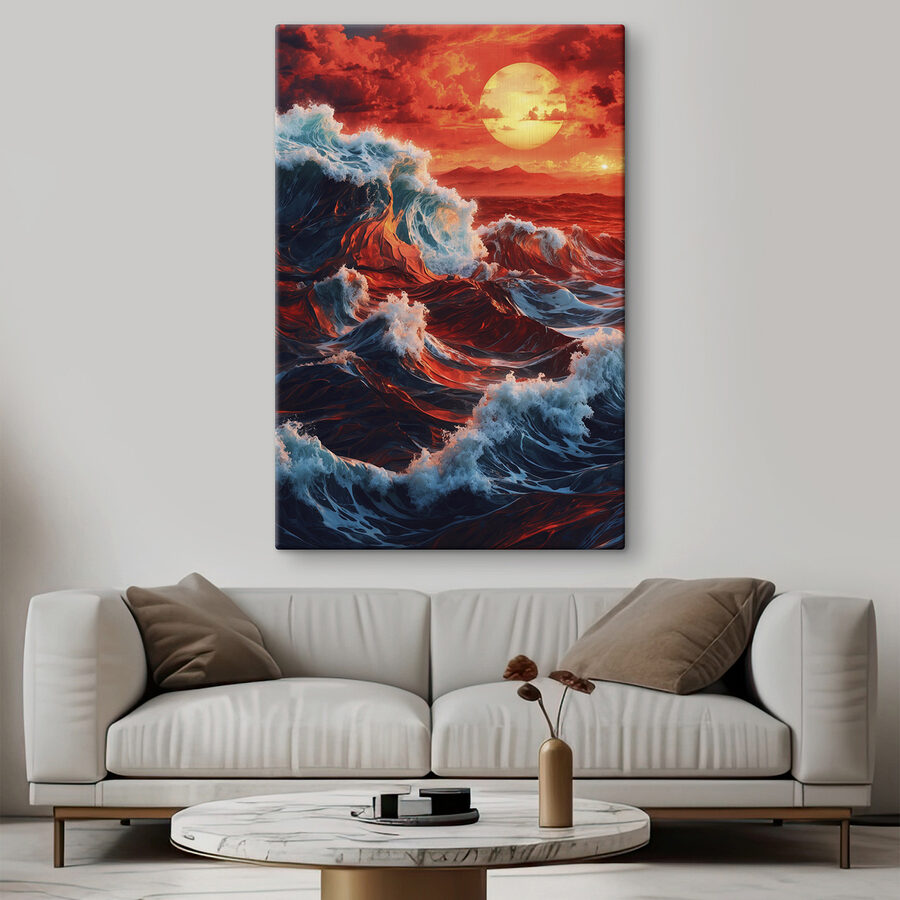 Vagues dans l'océan au coucher du soleil