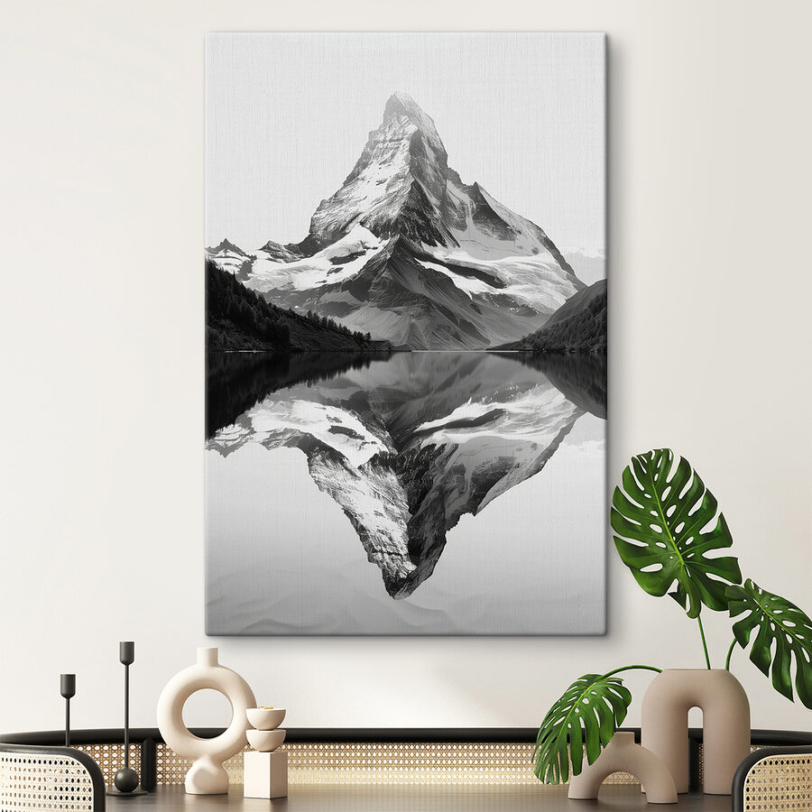 Montagne avec lac et arbres