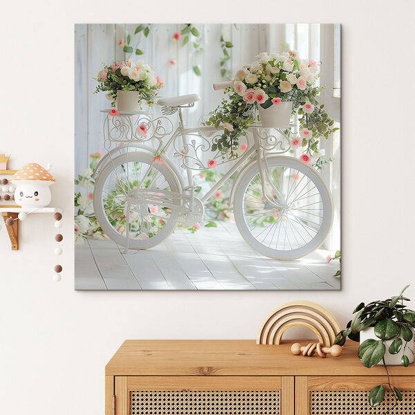 Vélo blanc avec des fleurs Vélo blanc avec des fleurs
