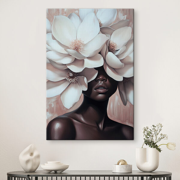 Femme avec des fleurs dans les cheveux Femme avec des fleurs dans les cheveux