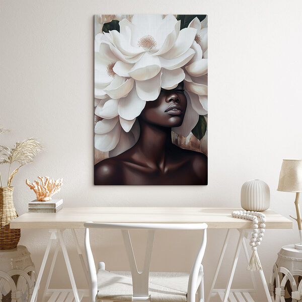 Femme avec des fleurs blanches sur la tête Femme avec des fleurs blanches sur la tête