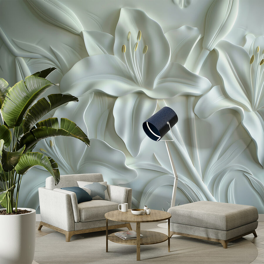 Sculpture de fleurs blanches sur un mur