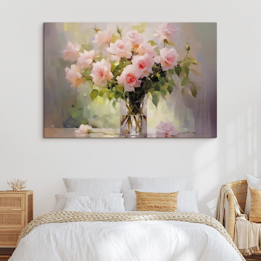 Bouquet de roses roses dans un vase en verre