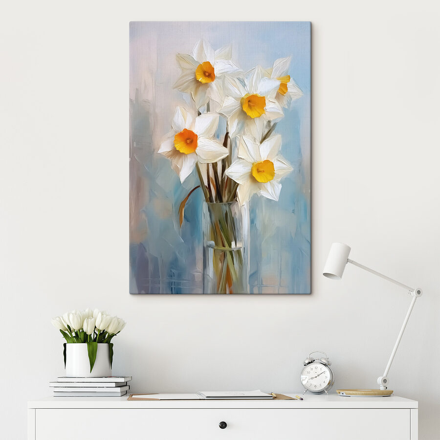 Fleurs blanches et jaunes dans un vase en verre