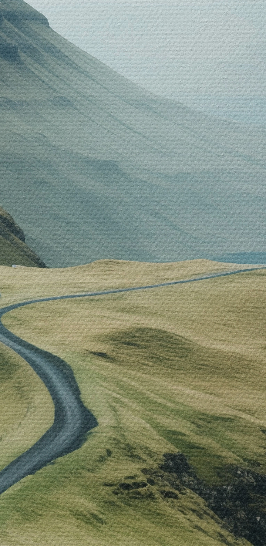Route traversant une montagne