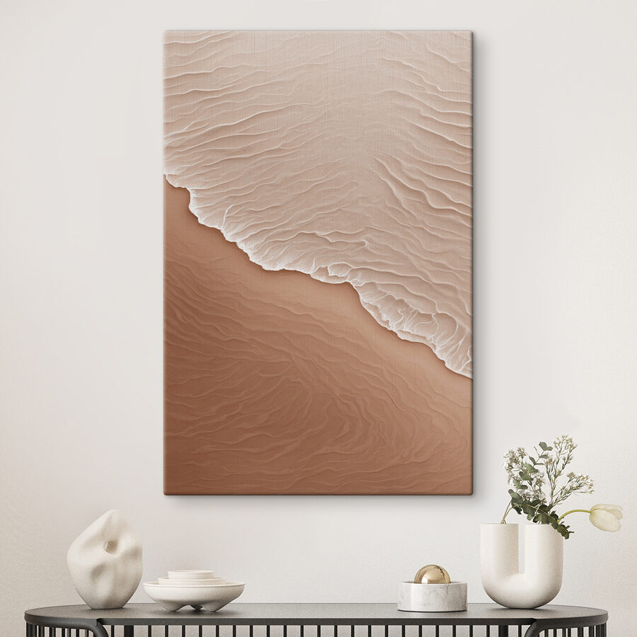 Plage de sable avec vagues