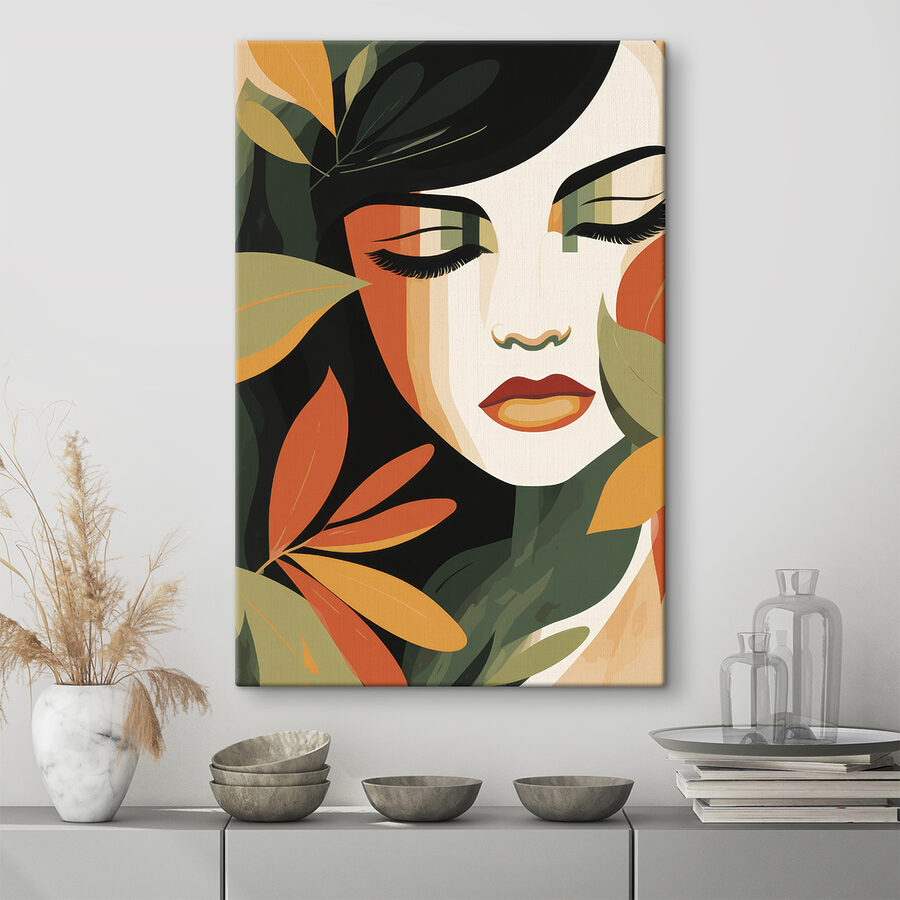 Femme avec les yeux fermés et des feuilles autour du visage