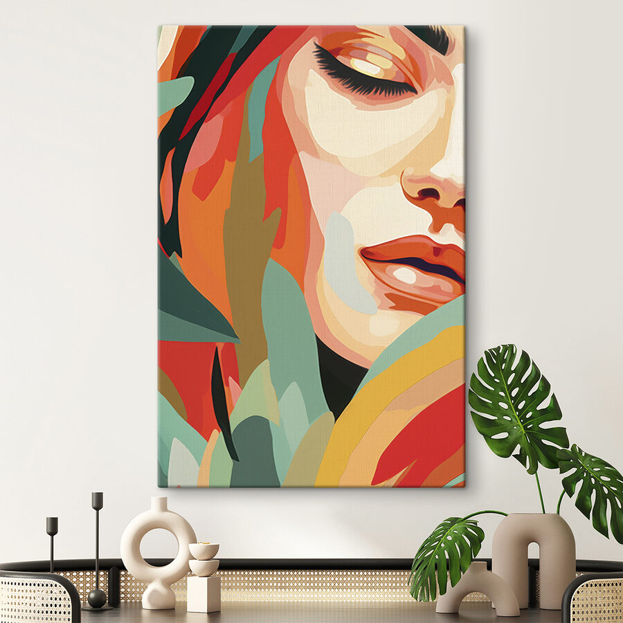 Visage de femme avec des feuilles colorées
