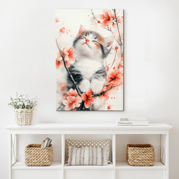 Chat assis sur un arbre avec des fleurs Chat assis sur un arbre avec des fleurs