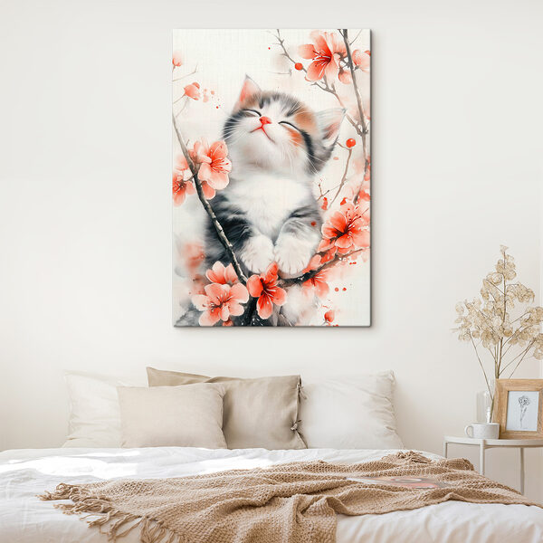 Chat assis sur un arbre avec des fleurs Chat assis sur un arbre avec des fleurs