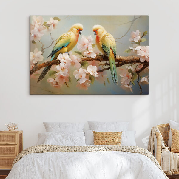 Deux oiseaux sur une branche avec des fleurs Deux oiseaux sur une branche avec des fleurs