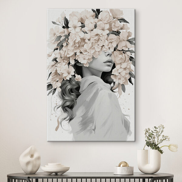 Femme avec des fleurs sur la tête Femme avec des fleurs sur la tête