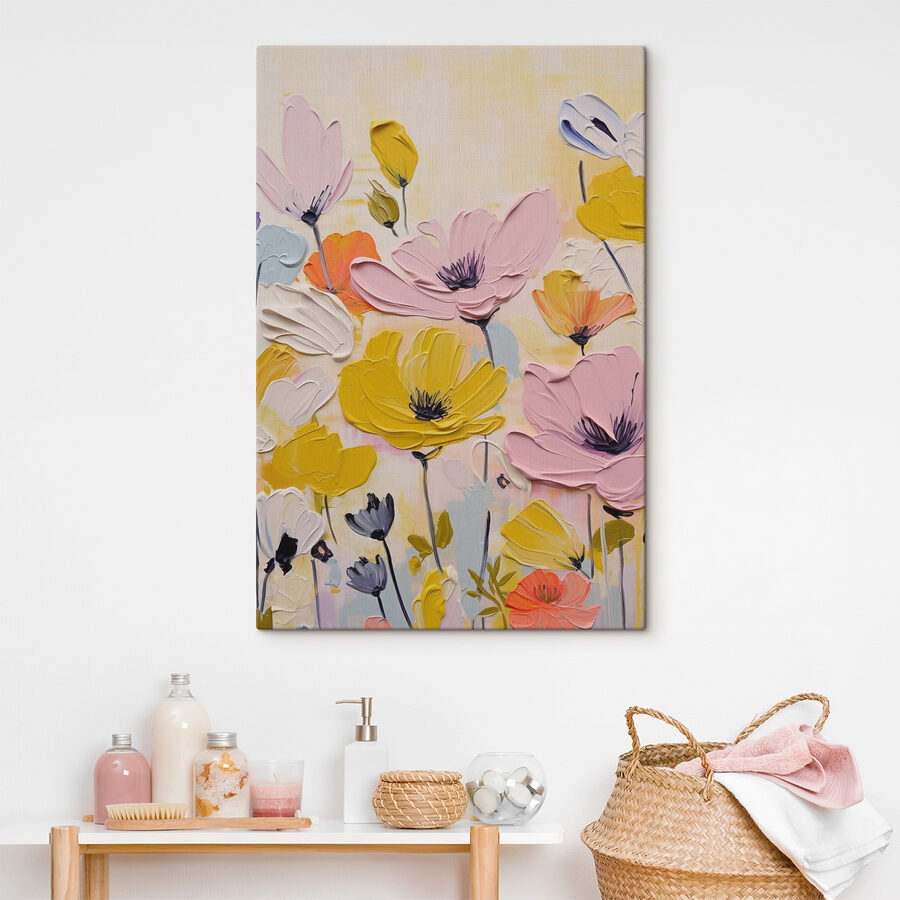 Peinture de fleurs sur une surface blanche