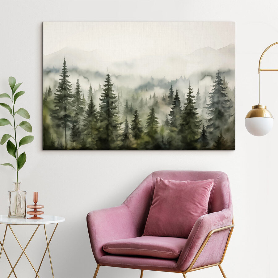 Forêt brumeuse avec des arbres