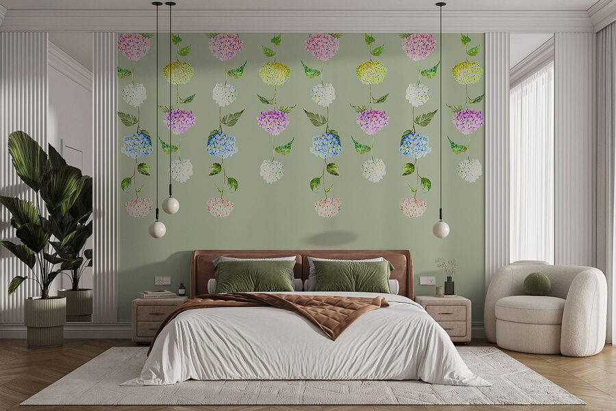 Rangée de fleurs avec des feuilles vertes