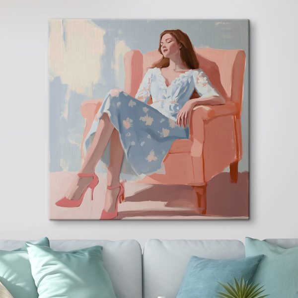 Femme assise sur une chaise Femme assise sur une chaise